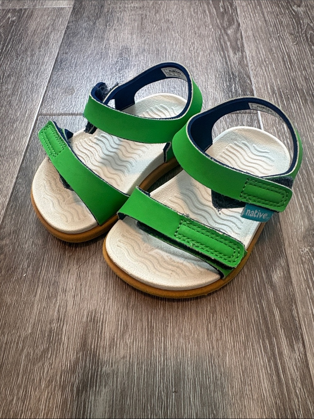 Native Charley Green Kids' Sandals - Lightweight Closed-Toe Straps C5